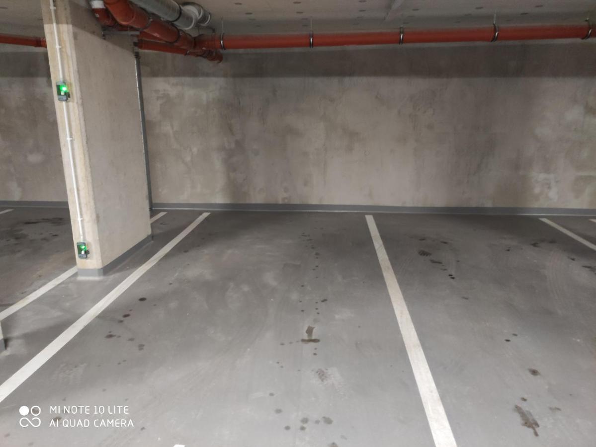 Apartament Pileckiego Nowy Dwor Mazowiecki Modlin Airport Exteriör bild