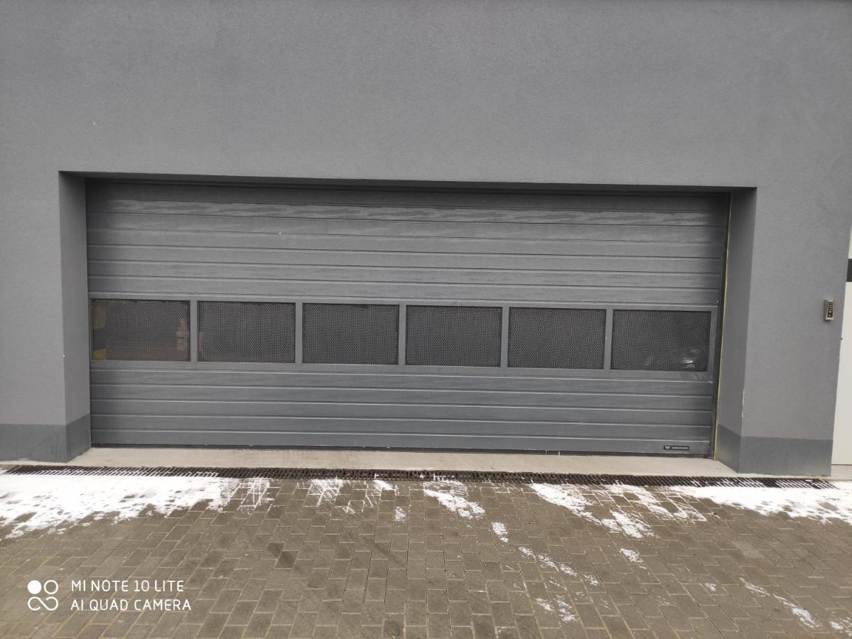 Apartament Pileckiego Nowy Dwor Mazowiecki Modlin Airport Exteriör bild